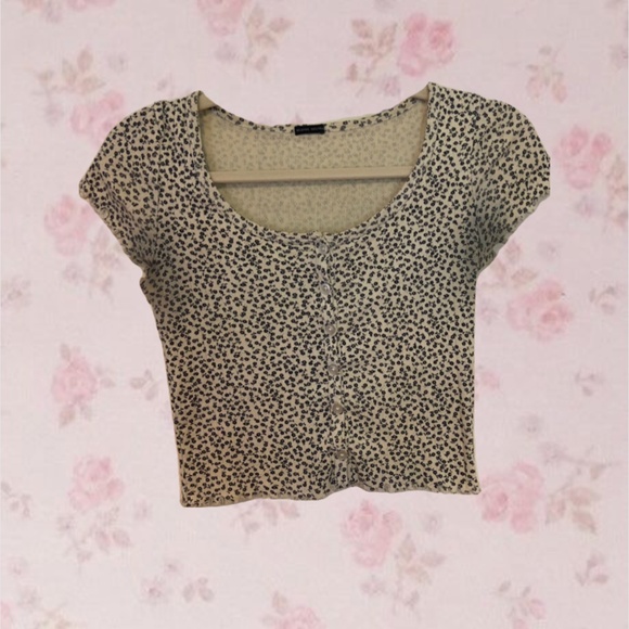 Floral Brandy Melville Button Up Top - Picture 1 of 4